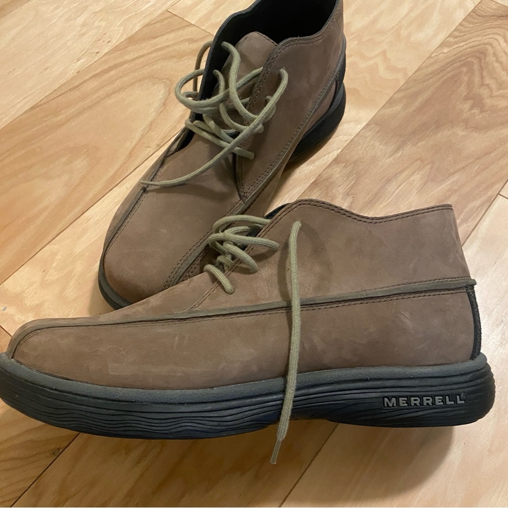 Merrell Men's Boots size 7.5 Topo Rail Chukka Casual Brown